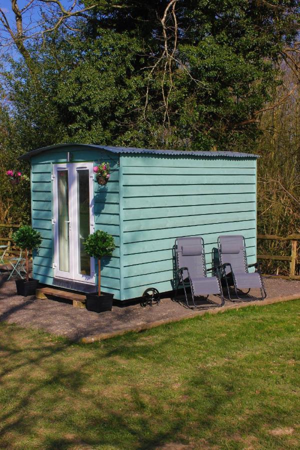 Hopgarden Glamping Luxury Shepherds Huts Wadhurst Exterior foto