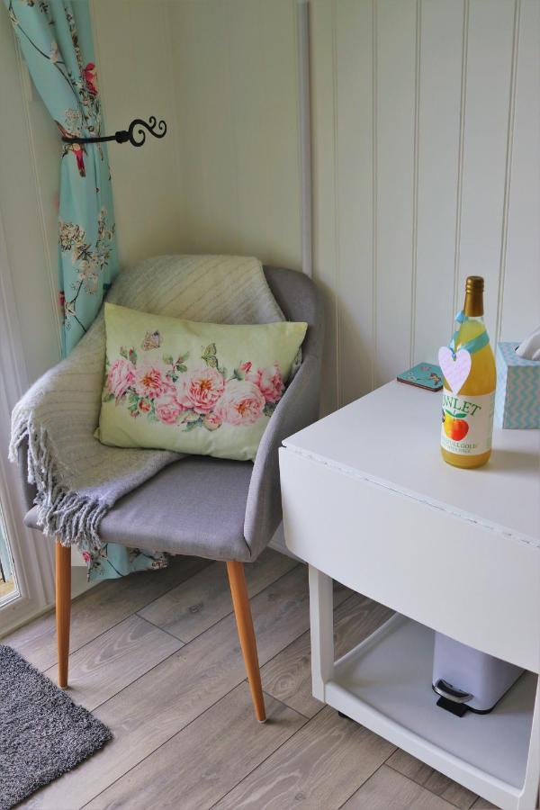 Hopgarden Glamping Luxury Shepherds Huts Wadhurst Exterior foto